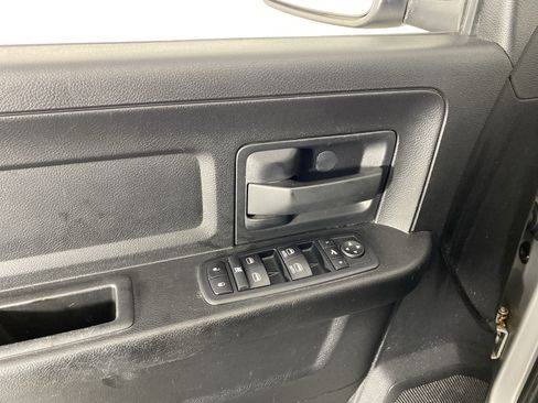 Used 2014 RAM 1500 Express AWD/4WD image 12
