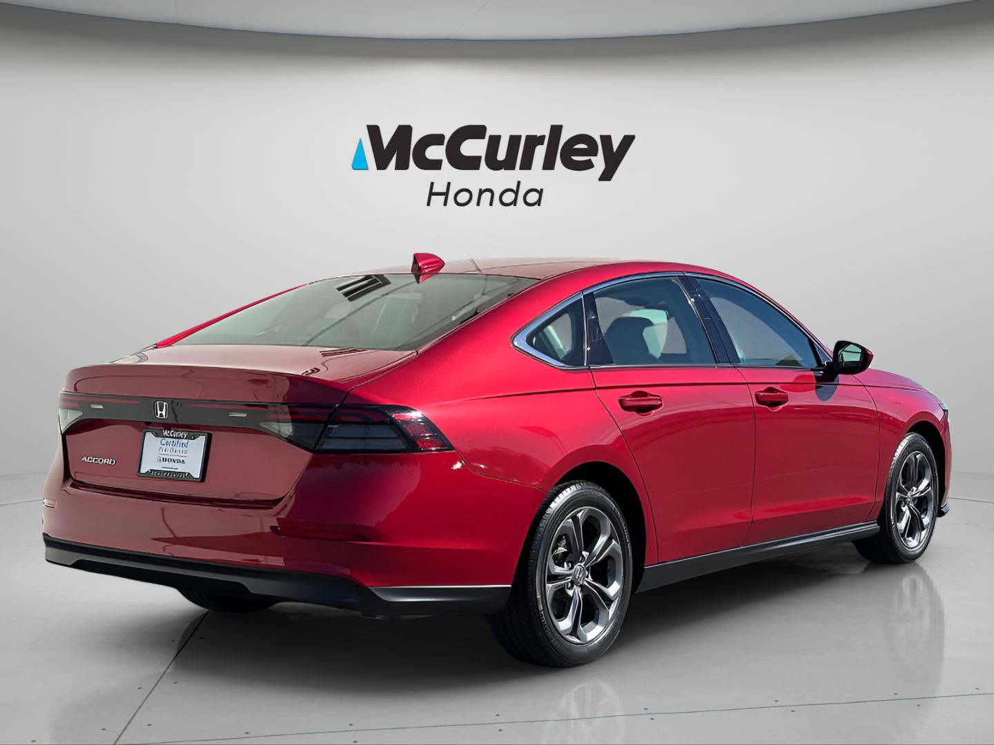 Certified 2023 Honda Accord EX image 3