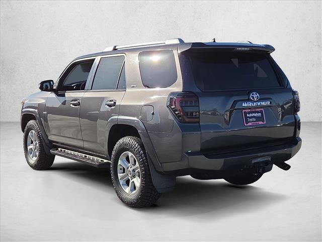 Used 2014 Toyota 4Runner SR5 RWD image 8