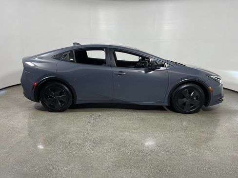 Certified 2024 Toyota Prius LE AWD/4WD image 2