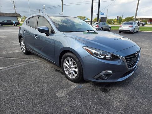 Used 2016 MAZDA MAZDA3 i Touring FWD image 4