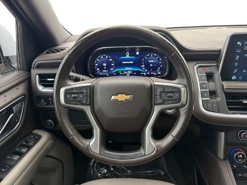 Used 2022 Chevrolet Tahoe LT w/ LT Signature Plus Package RWD image 13