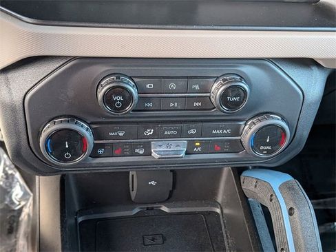 Used 2022 Ford Bronco Wildtrak image 24