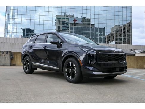 New 2026 Kia Sportage LX w/ LX Convenience Package image 2