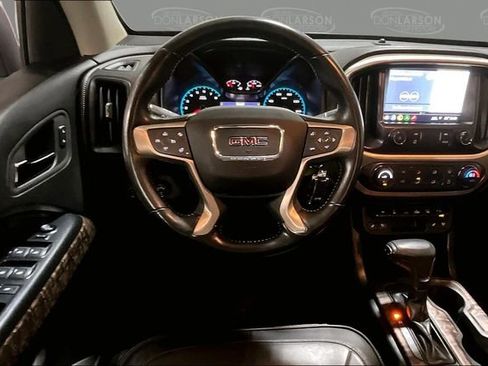 Used 2021 GMC Canyon Denali image 19