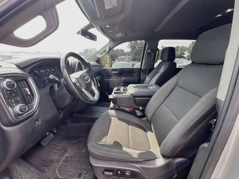 Used 2023 GMC Sierra 2500 SLE w/ SLE Value Package; AWD/4WD image 9
