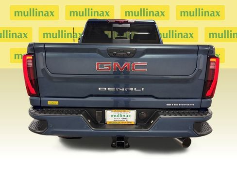 New 2025 GMC Sierra 2500 Denali w/ Denali Reserve Package image 17