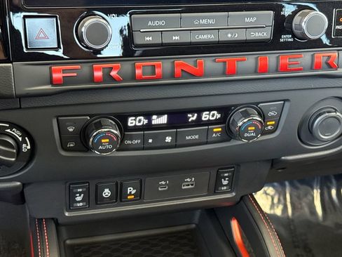 Used 2025 Nissan Frontier PRO-4X w/ Pro Premium Package AWD/4WD image 19