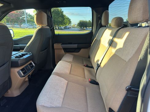 Used 2021 Ford F150 XLT w/ Trailer Tow Package RWD image 17