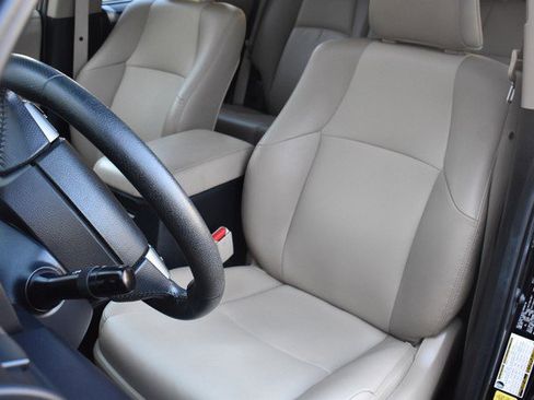 Certified 2021 Toyota 4Runner SR5 Premium w/ Moonroof Package AWD/4WD image 17