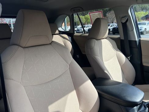 Certified 2025 Toyota RAV4 XLE image 24