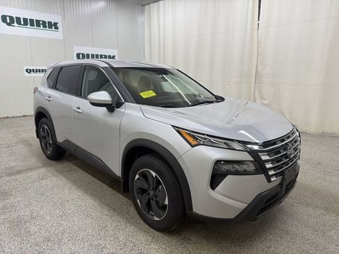 Certified 2025 Nissan Rogue SV AWD/4WD image 1