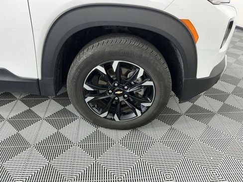 Used 2023 Chevrolet TrailBlazer LT w/ Convenience Package image 15