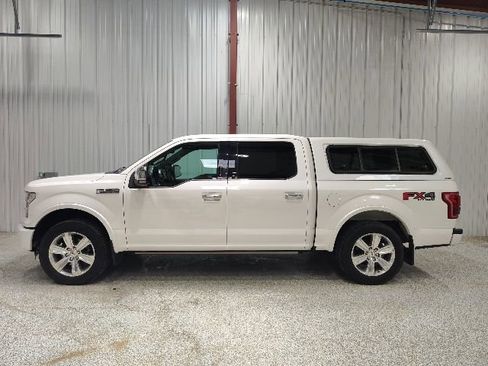 Used 2015 Ford F150 Platinum w/ Equipment Group 701A Luxury AWD/4WD image 7