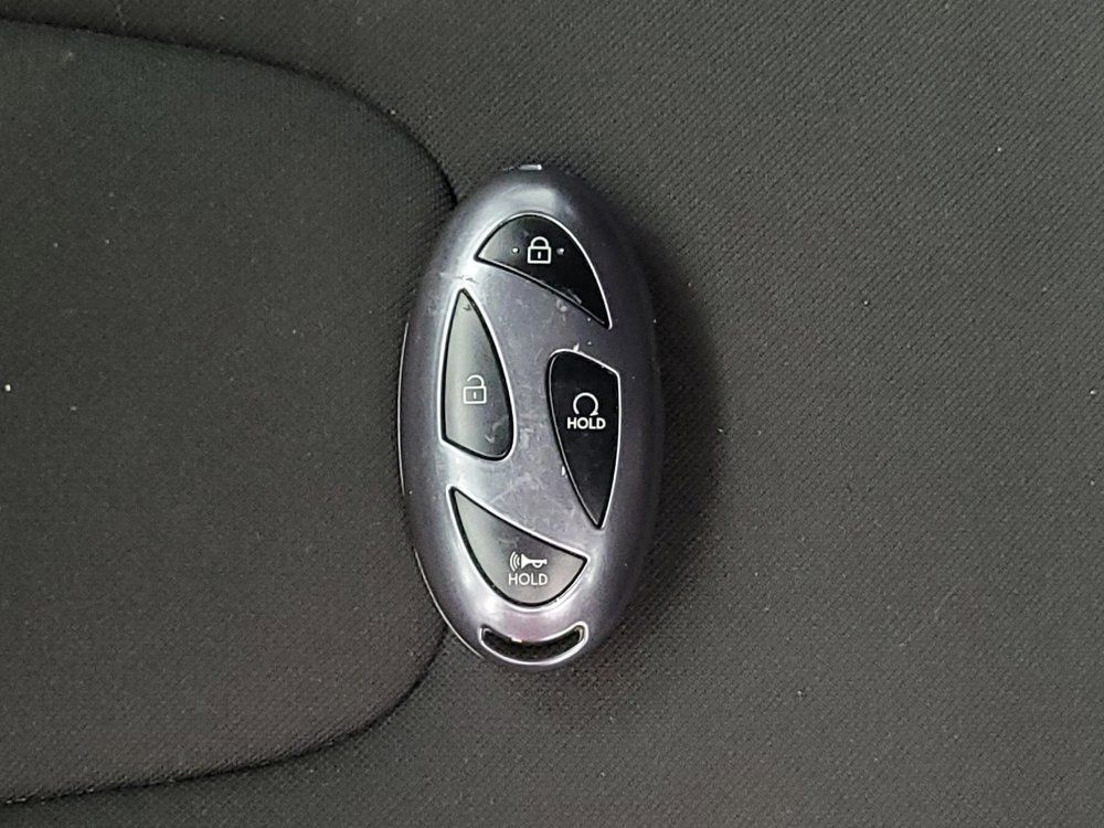 Used 2025 Hyundai Elantra Sport FWD image 32