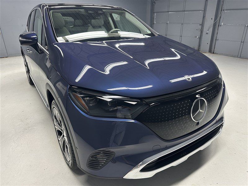 Used 2023 Mercedes-Benz EQE 350+ 4MATIC SUV image 9