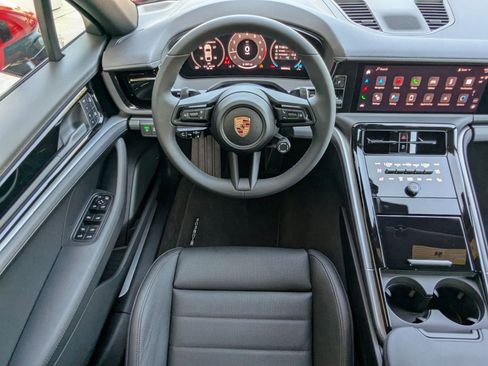 New 2025 Porsche Panamera image 15