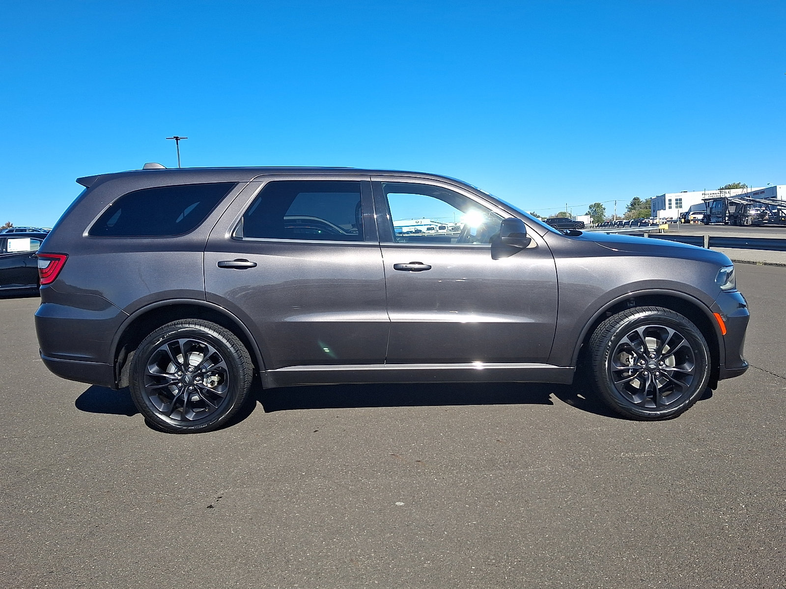 Used 2021 Dodge Durango GT w/ Blacktop Package AWD/4WD image 7