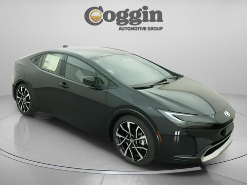 New 2026 Toyota Prius Plug-In Hybrid image 26