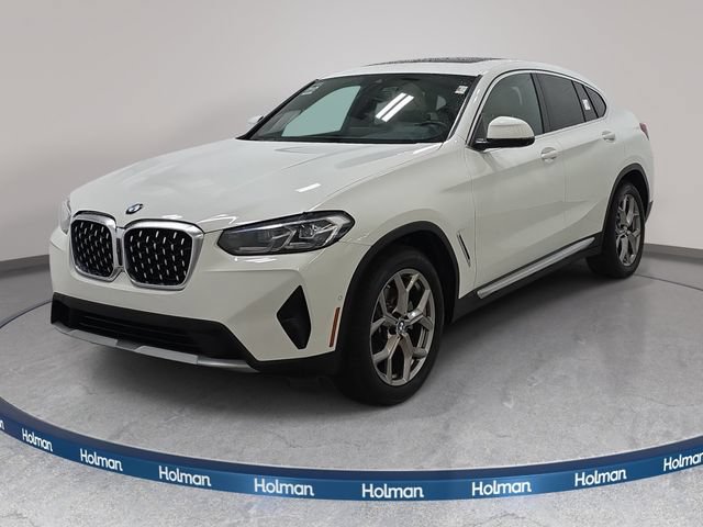 Used 2022 BMW X4 xDrive30i w/ Parking Assistance Package AWD/4WD image 1
