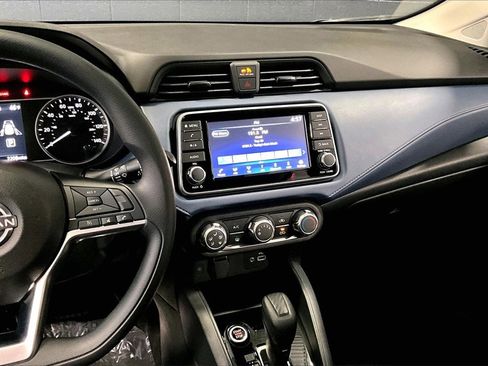 Certified 2025 Nissan Versa SV w/ Trunk Package image 5