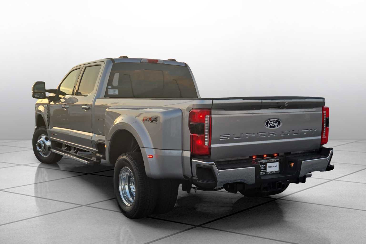 New 2027 Ford F350 Lariat w/ Lariat Premium Package AWD/4WD image 13