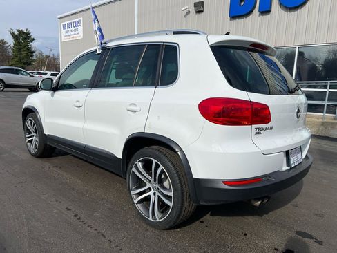 Used 2017 Volkswagen Tiguan SEL image 3