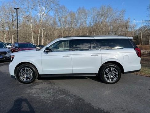 Certified 2025 Ford Expedition Max Active image 3