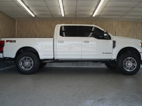 Used 2020 Ford F250 Platinum AWD/4WD image 6