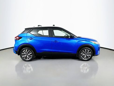 Used 2021 Nissan Kicks SV w/ Exterior Package FWD image 6