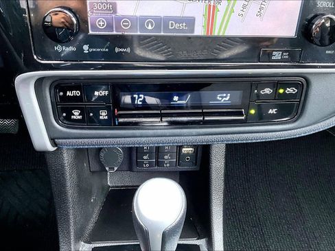 Used 2019 Toyota Corolla XSE image 17