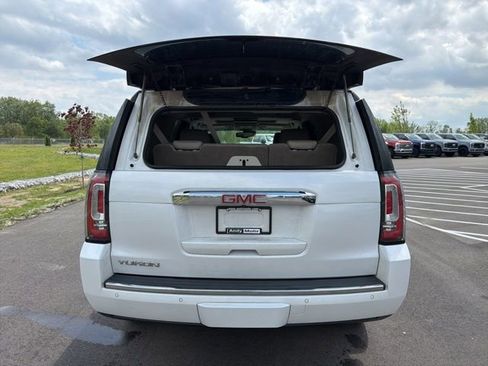 Used 2020 GMC Yukon Denali w/ Open Road Package AWD/4WD image 12