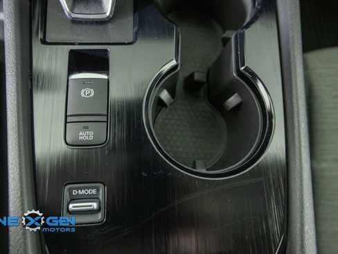 Used 2022 Nissan Rogue SV FWD image 20