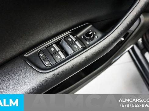 Used 2021 Audi Q8 AWD/4WD image 48