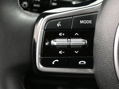 Used 2023 Kia Sorento EX w/ Panoramic Sunroof Package FWD image 7