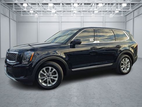 Used 2020 Kia Telluride LX image 1