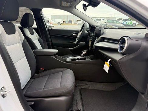 New 2026 Chevrolet Trax LS FWD image 3