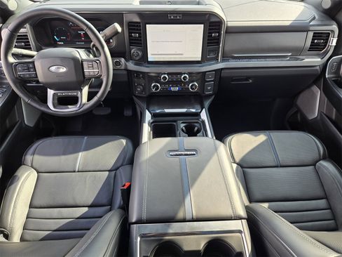 Used 2025 Ford F250 Platinum image 24