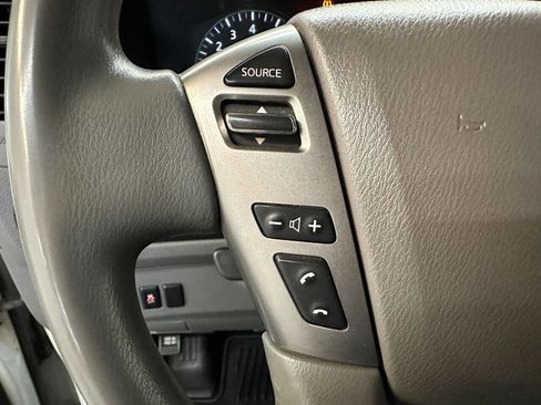 Used 2018 Nissan NV 3500 S image 12