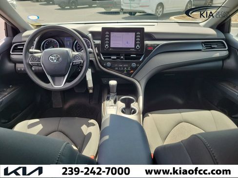 Used 2022 Toyota Camry LE FWD image 15