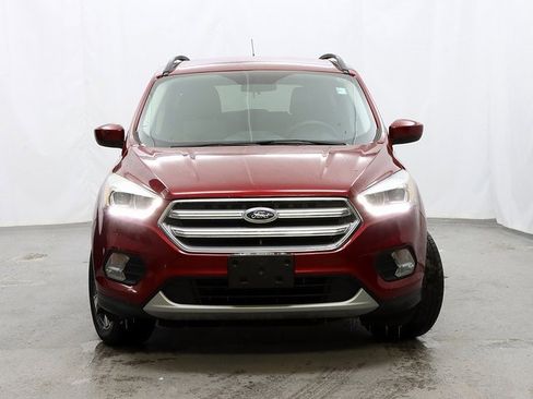 Used 2017 Ford Escape SE w/ Equipment Group 201A image 5
