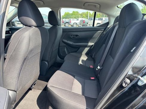 Used 2025 Nissan Sentra SV FWD image 12