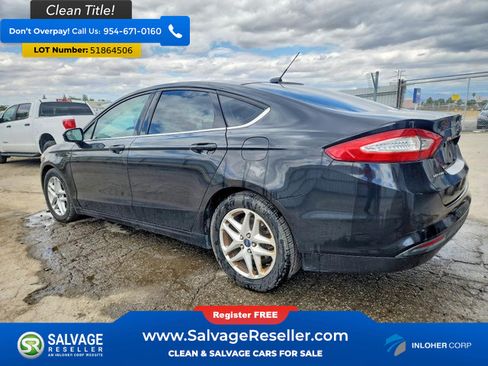 Used 2014 Ford Fusion SE FWD image 3
