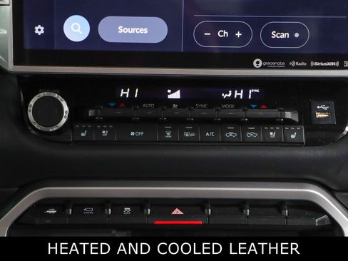 Used 2023 Toyota Tundra Platinum image 21