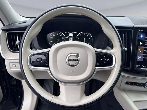 Used 2021 Volvo XC60 T5 Inscription w/ Protection Package Premier image 31