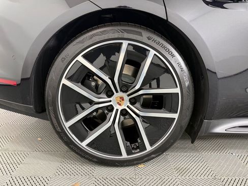 New 2026 Porsche Taycan image 13