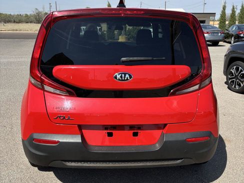 Used 2020 Kia Soul LX FWD image 15