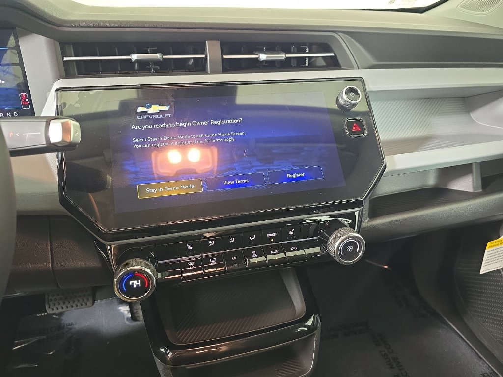 New 2027 Chevrolet Bolt LT w/ Comfort Package FWD image 16