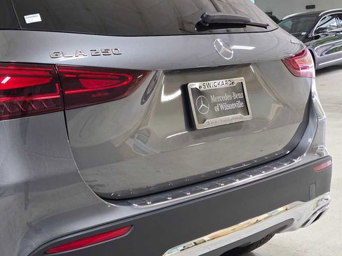 Used 2026 Mercedes-Benz GLA 250 4MATIC image 13