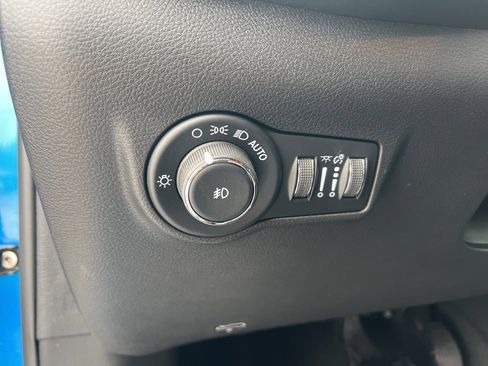 New 2026 Jeep Compass Limited image 22